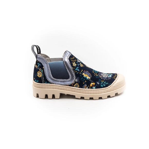 sold out! vaddia izzy navy floral sneakers us 6.5 retail $199 - Picture 11 of 11